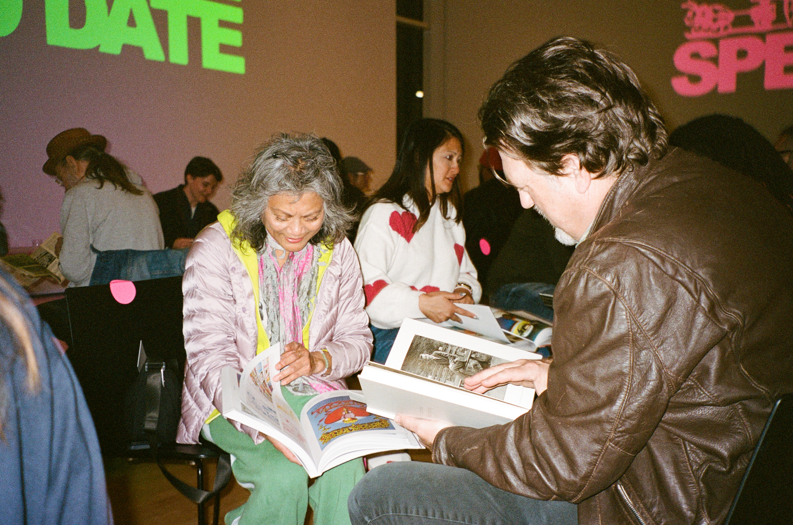 Josh Aronson – Photo Book Speed Date – Documentation 40